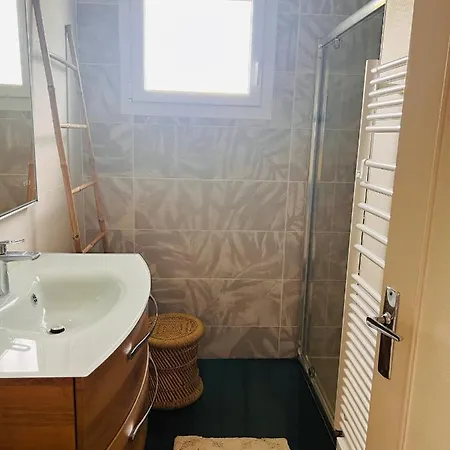 Les Mazades A 10 Min De Perigueux Avec Piscine Chauffee, Meuble De Tourisme Classe 3 Etoiles Holiday home